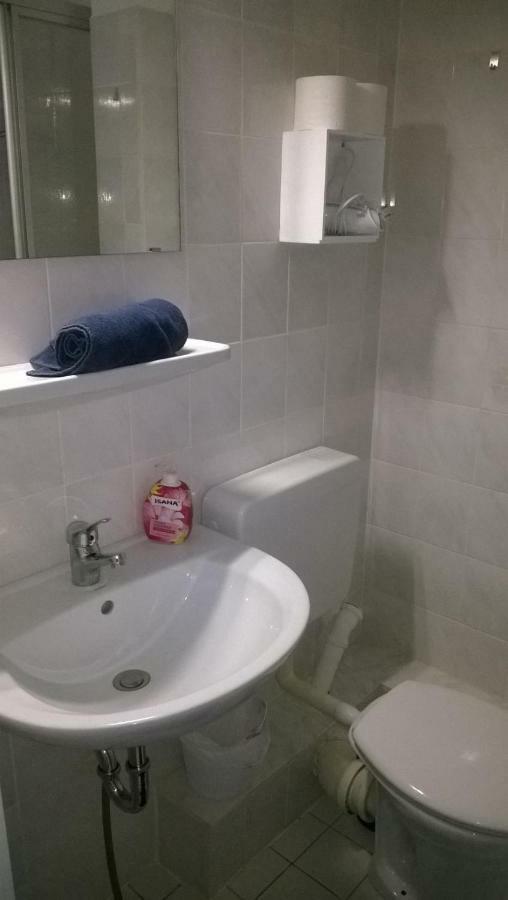 Rooming24, Kleine Pension Lubeka Zewnętrze zdjęcie